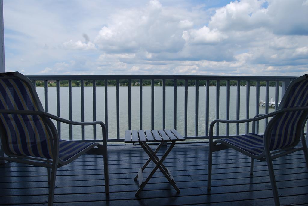 The French Country Inn Lake Geneva Luaran gambar